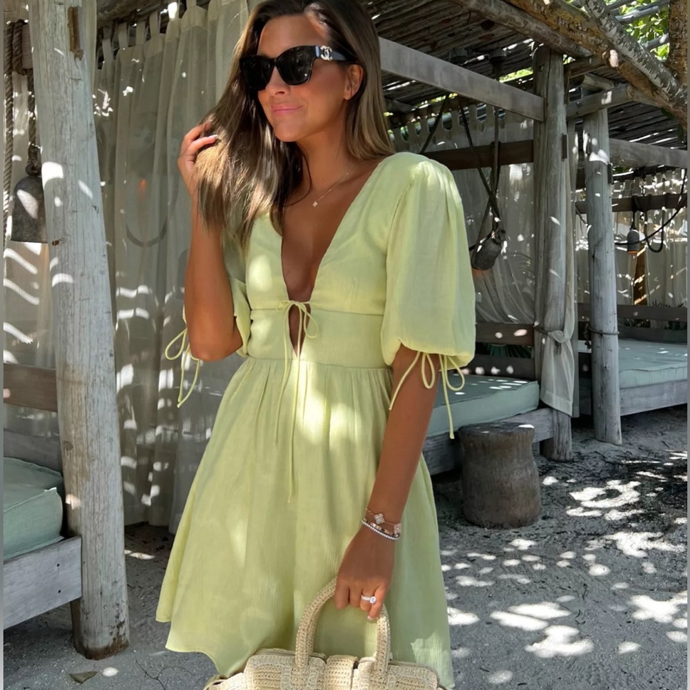 Beautiful spring/summer Vici dress “summer of Diane” collection